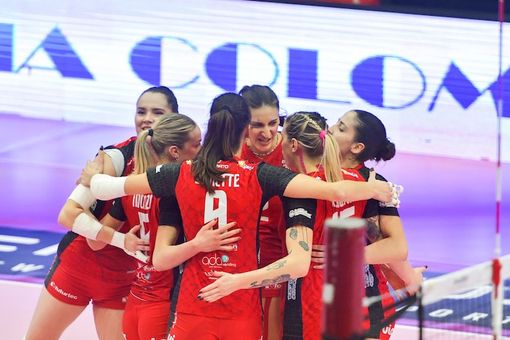 Futura Volley in Calabria per riprendere il cammino interrotto a Perugia Futura Volley in Calabria per riprendere il cammino interrotto a Perugia