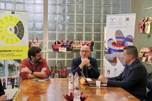 Pmi Day Varese 2024: migliaia di studenti delle scuole medie alla scoperta delle imprese varesine Pmi Day Varese 2024: migliaia di studenti delle scuole medie alla scoperta delle imprese varesine