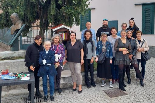 Vecchi comodini e botti diventano piccole librerie. A Marnate è arrivato il bookcrossing