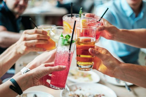 Arriva l’esposto: il bar spenga la musica. Sabba: «Locali e cittadini devono convivere» Arriva l’esposto: il bar spenga la musica. Sabba: «Locali e cittadini devono convivere»