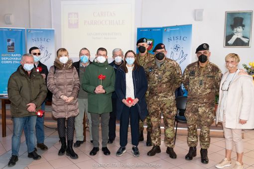 La Nato e la Caritas: alleanza per le famiglie in difficoltà La Nato e la Caritas: alleanza per le famiglie in difficoltà