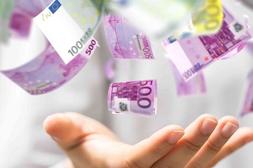 Moglie e marito fanno il colpo alla sala bingo: vinto il jackpot da 22mila euro Moglie e marito fanno il colpo alla sala bingo: vinto il jackpot da 22mila euro