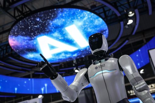 Cina, l’industria dell’intelligenza artificiale supera 1000 mld di yuan nel 2025