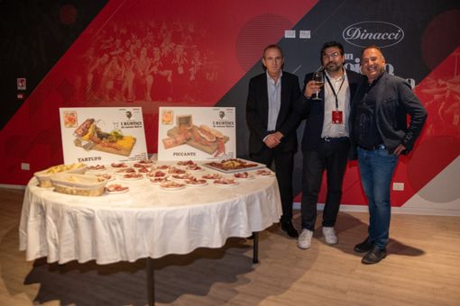 A casa Uyba un... goloso dopopartita con i prodotti del Salumificio Colombo (servizio fotografico a cura di PhotoSport&amp;More)