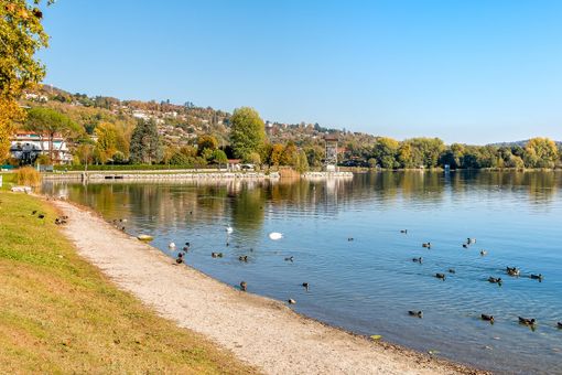&quot;Il lago di Varese, da criticità ambientale a volano turistico ed economico di tutto il territorio&quot;