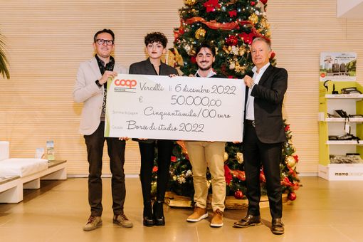 110 borse di studio ai figli dei dipendenti. Nova Coop premia il merito