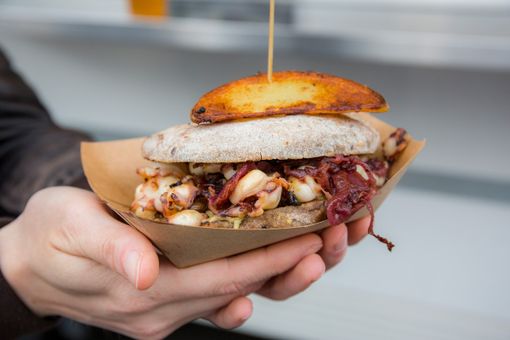 CHE FARE NEL WEEKEND. Street food, picnic sotto le stelle e fuochi d’artificio nel weekend prima di Ferragosto