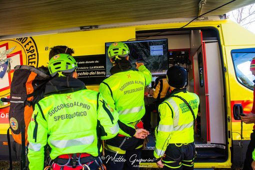 Tragedia in Valgrande, settantenne perde la vita precipitando per 100 metri