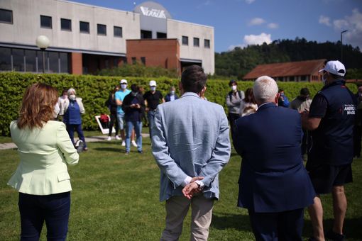 FOTO e VIDEO. Arrivano le e-bike acquatiche per sport e turismo sui Laghi sempre più sostenibile FOTO e VIDEO. Arrivano le e-bike acquatiche per sport e turismo sui Laghi sempre più sostenibile