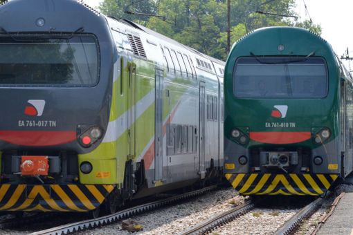 Treni, Astuti (Pd): «Chiediamo chiarezza su orari e rimborsi e un’interlocuzione con i pendolari che oggi ancora non c’è» Treni, Astuti (Pd): «Chiediamo chiarezza su orari e rimborsi e un’interlocuzione con i pendolari che oggi ancora non c’è»