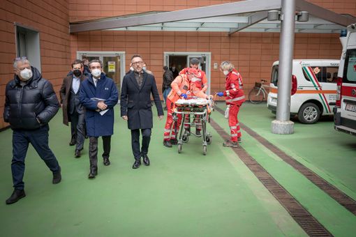 Nelle foto sotto, i progetti di: Day Center, Del Ponte e Padiglione “Dansi Boffi” dell'Ospedale di Circolo Nelle foto sotto, i progetti di: Day Center, Del Ponte e Padiglione “Dansi Boffi” dell'Ospedale di Circolo