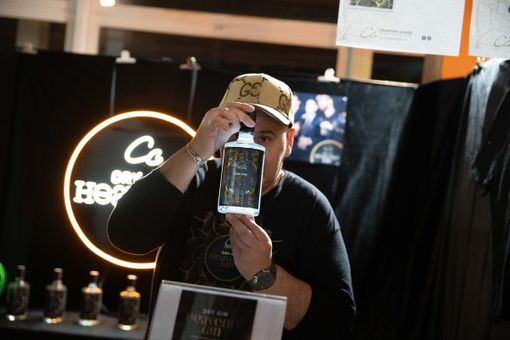 “Love GINeration”, il Gin Festival più famoso d’Italia arriva anche a Oleggio “Love GINeration”, il Gin Festival più famoso d’Italia arriva anche a Oleggio