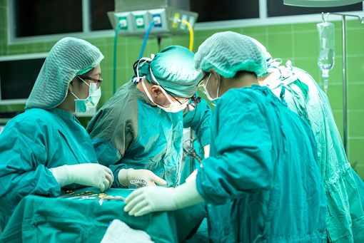 “Diverticolite acuta complicata”: convegno a Busto Arsizio