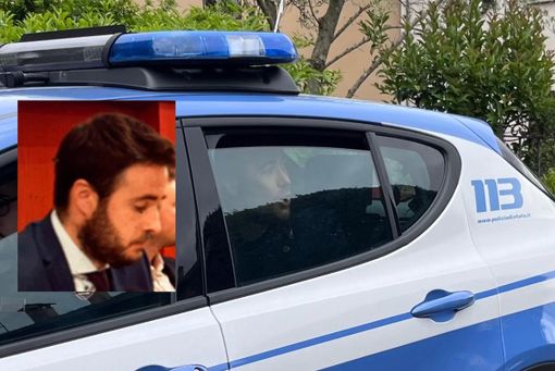 Marco Manfrinati portato via dalla polizia e nel riquadro al convegno di 7 anni fa Marco Manfrinati portato via dalla polizia e nel riquadro al convegno di 7 anni fa