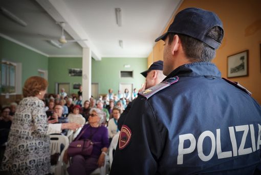 Il video anti truffa della polizia di Stato visibile nelle sale d'aspetto degli ospedali della provincia Il video anti truffa della polizia di Stato visibile nelle sale d'aspetto degli ospedali della provincia
