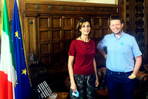 La ministra Cartabia e il cappellano del carcere di Busto, don David Maria Riboldi