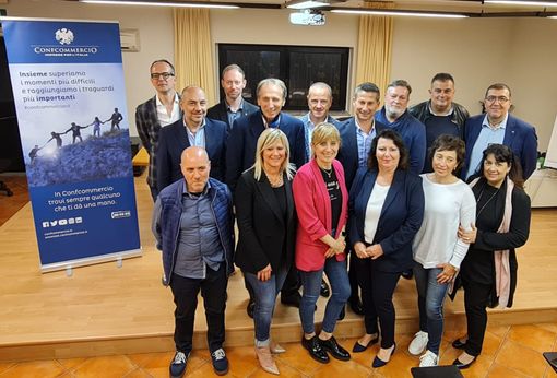 Rudy Collini confermato alla guida di Confcommercio Ascom Busto Arsizio e Medio Olona Rudy Collini confermato alla guida di Confcommercio Ascom Busto Arsizio e Medio Olona