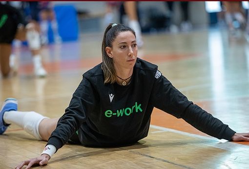 La Uyba riparte da sei conferme. Olivotto e Zannoni leader del gruppo che verrà La Uyba riparte da sei conferme. Olivotto e Zannoni leader del gruppo che verrà