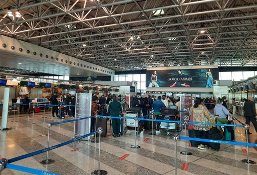 L'aereo è rientrato a Malpensa (foto d'archivio) L'aereo è rientrato a Malpensa (foto d'archivio)