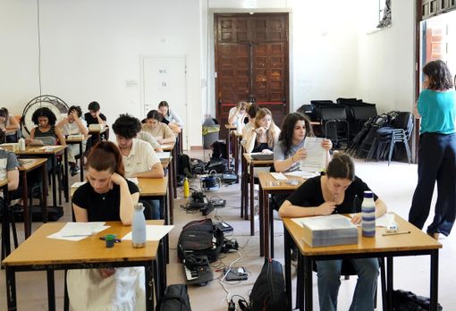 Maturità, oggi la seconda prova: greco al classico con un testo di Platone Maturità, oggi la seconda prova: greco al classico con un testo di Platone