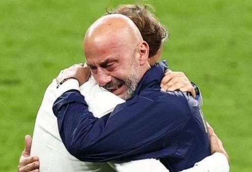 Il calcio piange ancora: l'Italia dice addio a Gianluca Vialli
