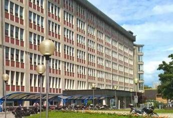 Vicenza, si aggrava la donna trovata in un lago di sangue nel cortile di casa: ora lotta tra la vita e la morte