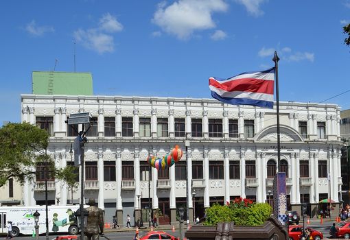 La figlia in Costa Rica da due anni. L'appello del papà: «Dovrebbe essere qui con me e i suoi fratelli» La figlia in Costa Rica da due anni. L'appello del papà: «Dovrebbe essere qui con me e i suoi fratelli»