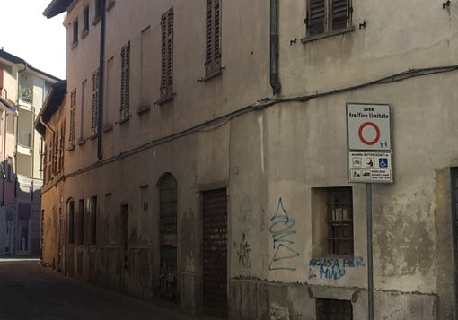 Via Solferino vista da via Montebello