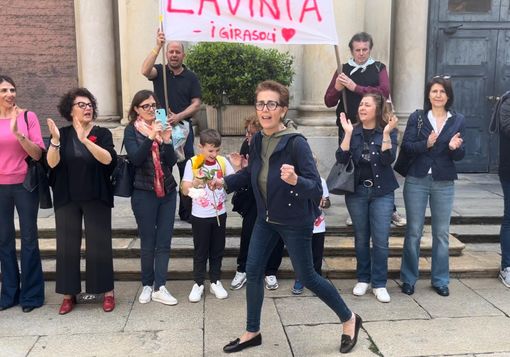 Varese scende in strada per la famiglia Limido. E piazza San Vittore urla: «Forza Lavinia» Varese scende in strada per la famiglia Limido. E piazza San Vittore urla: «Forza Lavinia»