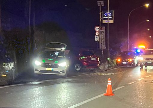 L'incidente avvenuto questa sera in via Gasparotto a Varese L'incidente avvenuto questa sera in via Gasparotto a Varese