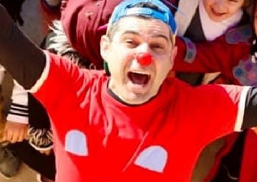 Il Claun il Pimpa e le associazioni riaccendono la meraviglia dei bambini in piazza San Vittore