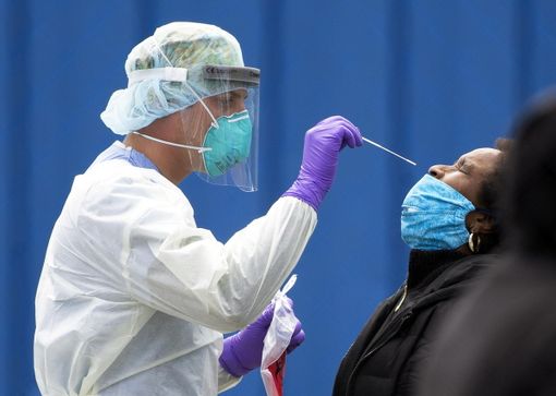 Covid, i dati del 14 gennaio: nel Varesotto 315 contagi. Varese +24, Busto+17, Gallarate +17, Saronno +8, Luino +43