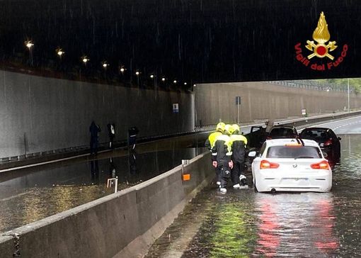Allagato un sottopasso della SS336 della Malpensa