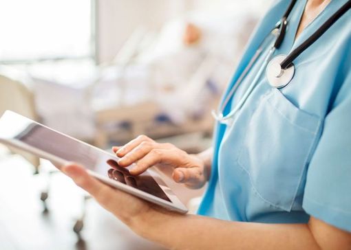 Lo sfogo di un medico di base varesino: «La mia giornata di lavoro dalle 7.30 del mattino alle 21.30 di sera» Lo sfogo di un medico di base varesino: «La mia giornata di lavoro dalle 7.30 del mattino alle 21.30 di sera»