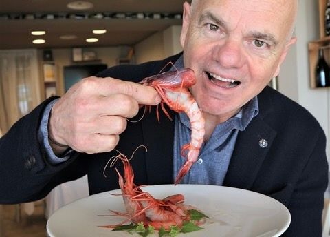 L'Italia ancora nell'Olimpo della cucina mondiale: il lombardo Enrico Derflingher eletto presidente di Euro-Toques L'Italia ancora nell'Olimpo della cucina mondiale: il lombardo Enrico Derflingher eletto presidente di Euro-Toques