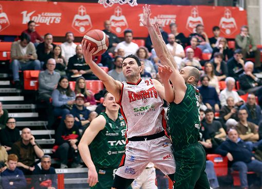 Treviglio passa a Castellanza, i Knights sciupano il "match-point" Treviglio passa a Castellanza, i Knights sciupano il "match-point"