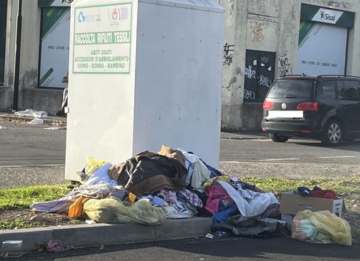 LA FOTO. Rifiuti, un'immagine che ispira una domanda: ma siamo a Busto Arsizio? LA FOTO. Rifiuti, un'immagine che ispira una domanda: ma siamo a Busto Arsizio?