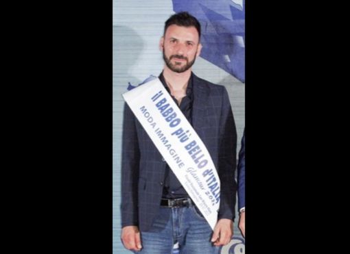 “Il Babbo più bello d’Italia”, un premio per l’artista bustocco Diego Barbati
