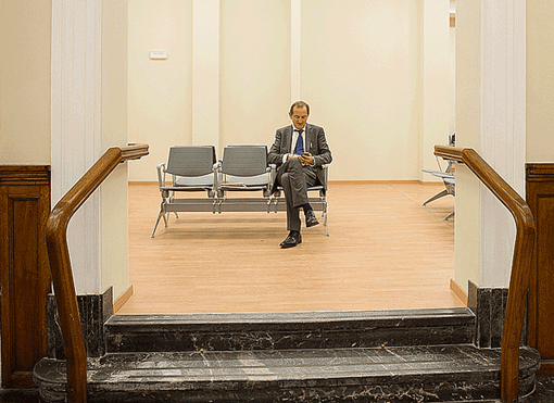 Il sindaco Antonelli, notoriamente allergico ai rimpasti, attende l'esisto delle trattative dei partiti di centrodestra. L'ultima parola spetta a lui