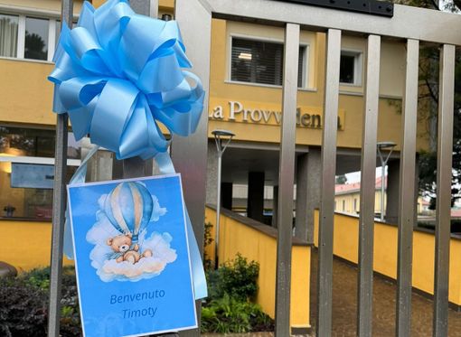 L'amore sbocciato in Provvidenza diventa un fiocco azzurro L'amore sbocciato in Provvidenza diventa un fiocco azzurro