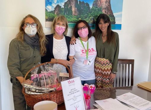 Le organizzatrici della Camminata in rosa di Cavaria con Premezzo Le organizzatrici della Camminata in rosa di Cavaria con Premezzo