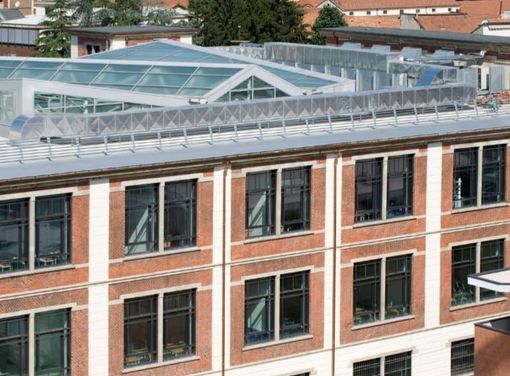 Settimana della Sicurezza al “Falcone”: tra formazione e polemiche, un evento che divide Gallarate Settimana della Sicurezza al “Falcone”: tra formazione e polemiche, un evento che divide Gallarate