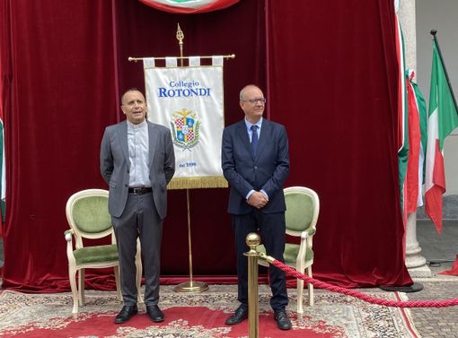 Il rettore don Andrea Cattaneo col Ministro dell’Istruzione e del Merito, Giuseppe Valditara Il rettore don Andrea Cattaneo col Ministro dell’Istruzione e del Merito, Giuseppe Valditara