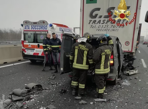Ancora una vittima sulle autostrade milanesi: donna di 33 muore contro un camion