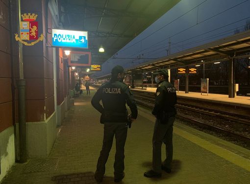 Era ricercato, lo scoprono sul treno a Gallarate: arrestato e portato in carcere Era ricercato, lo scoprono sul treno a Gallarate: arrestato e portato in carcere