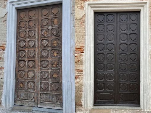 La porta del santuario di piazza IV Novembre è tornata al suo antico splendore