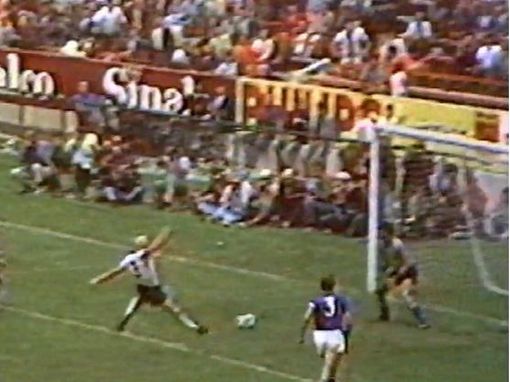 Addio a Schnellinger: eroe di Italia-Germania 4-3 e campione del Milan Addio a Schnellinger: eroe di Italia-Germania 4-3 e campione del Milan