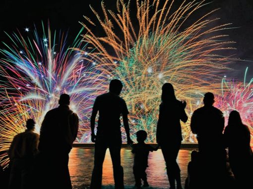 WEEKEND. Dagli alpini al Campo dei Fiori ai fuochi di Laveno: gli eventi del lungo ponte di Ferragosto WEEKEND. Dagli alpini al Campo dei Fiori ai fuochi di Laveno: gli eventi del lungo ponte di Ferragosto