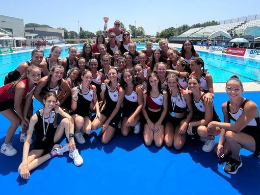 La Busto Nuoto a Roma, dalla sua pagina di Facebook: in questi giorni è la Manara Sartori a diventare "capitale"