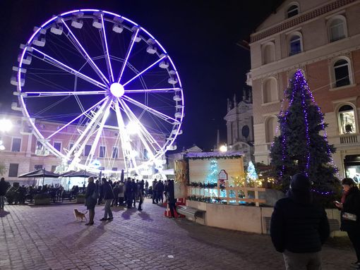 Il Natale conquista il centro di Busto Il Natale conquista il centro di Busto